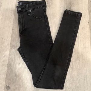 Abercrombie High Rise Ankle Jegging